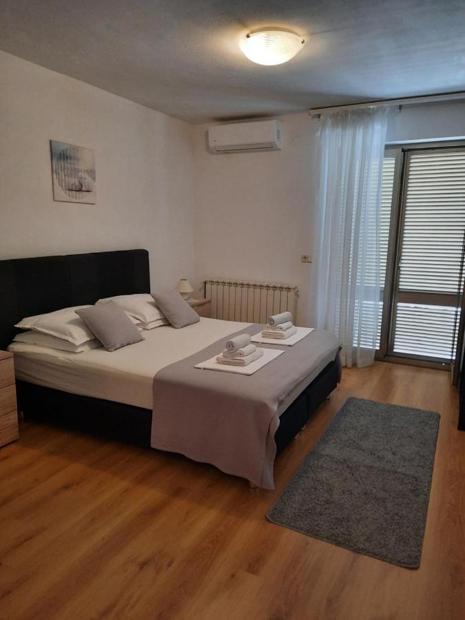 Barbat na Rabu Apartments And Rooms Vinko المظهر الخارجي الصورة